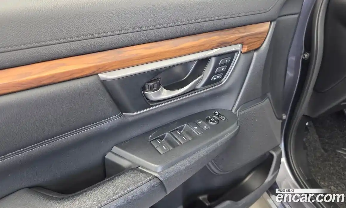 Honda CR-V 2019 1.5 автомат (гидро), фото 35