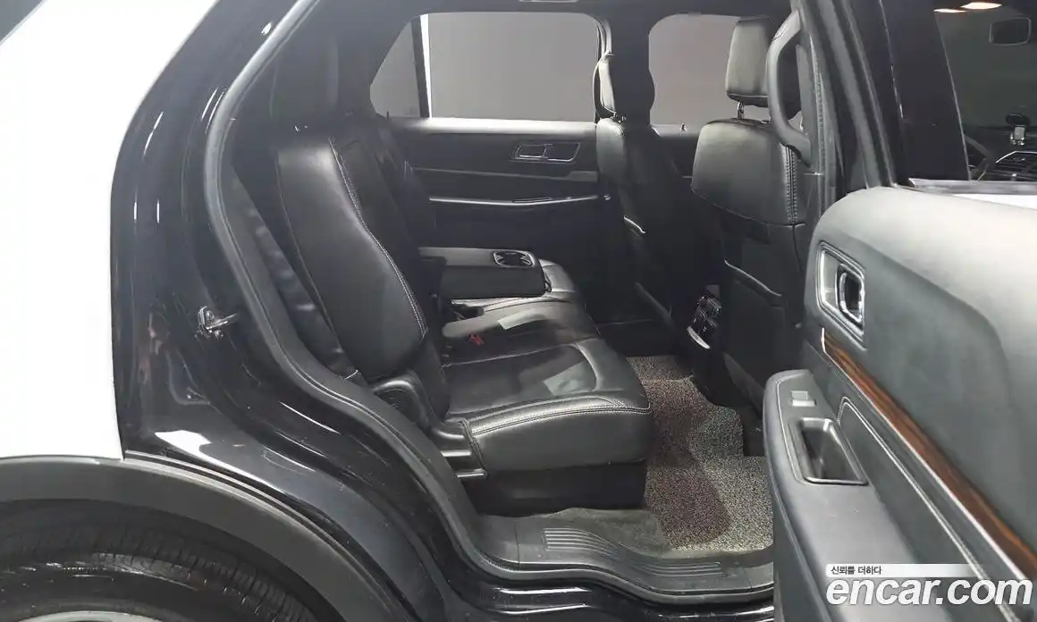 Ford Explorer 2017 2.3 автомат (гидро), фото 12