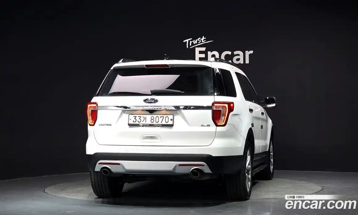 Ford Explorer 2017 2.3 автомат (гидро), фото 4