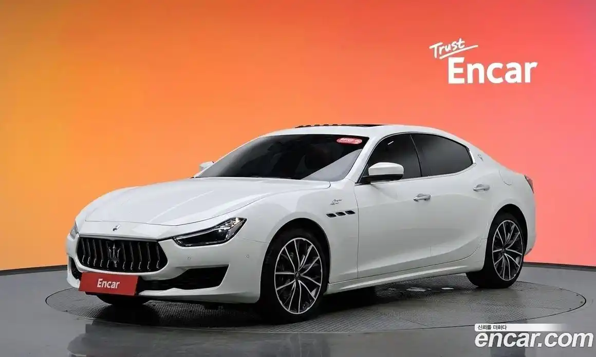 Maserati Ghibli 2023 2.0 гидро, фото 33