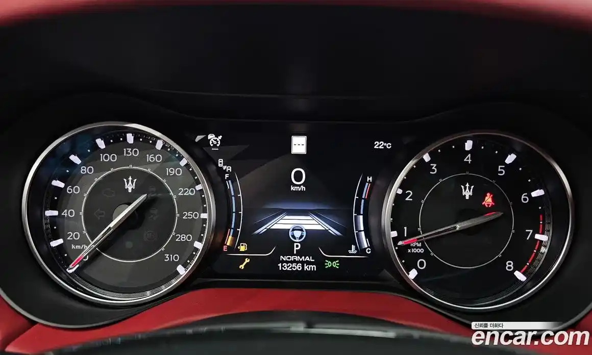 Maserati Ghibli 2023 2.0 гидро, фото 10