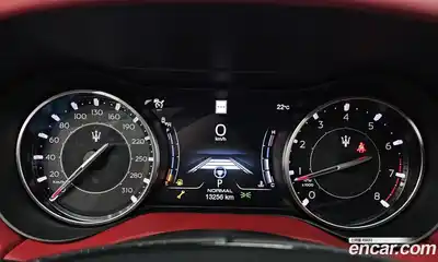 Maserati Ghibli 2023 2.0 гидро, миниатюра 10