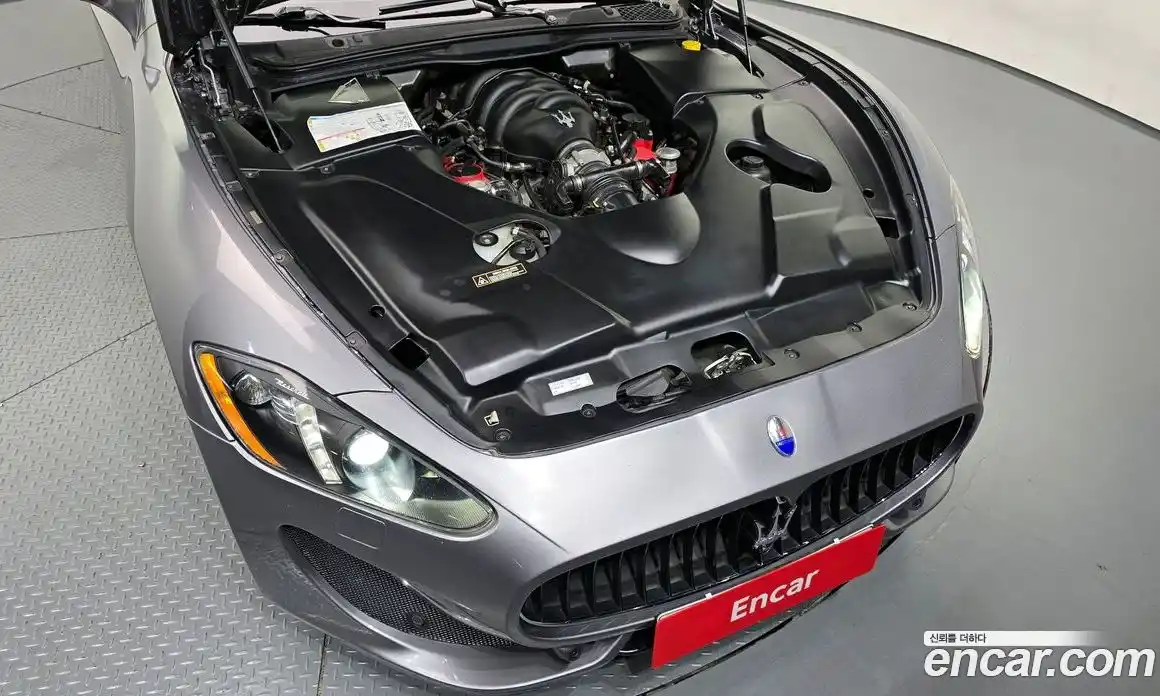 Maserati GranTurismo 2013 4.7 гидро, фото 6