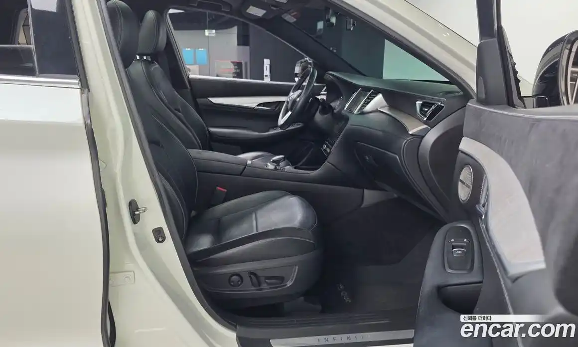 Infiniti QX50 2019 2.0 гидро, фото 17