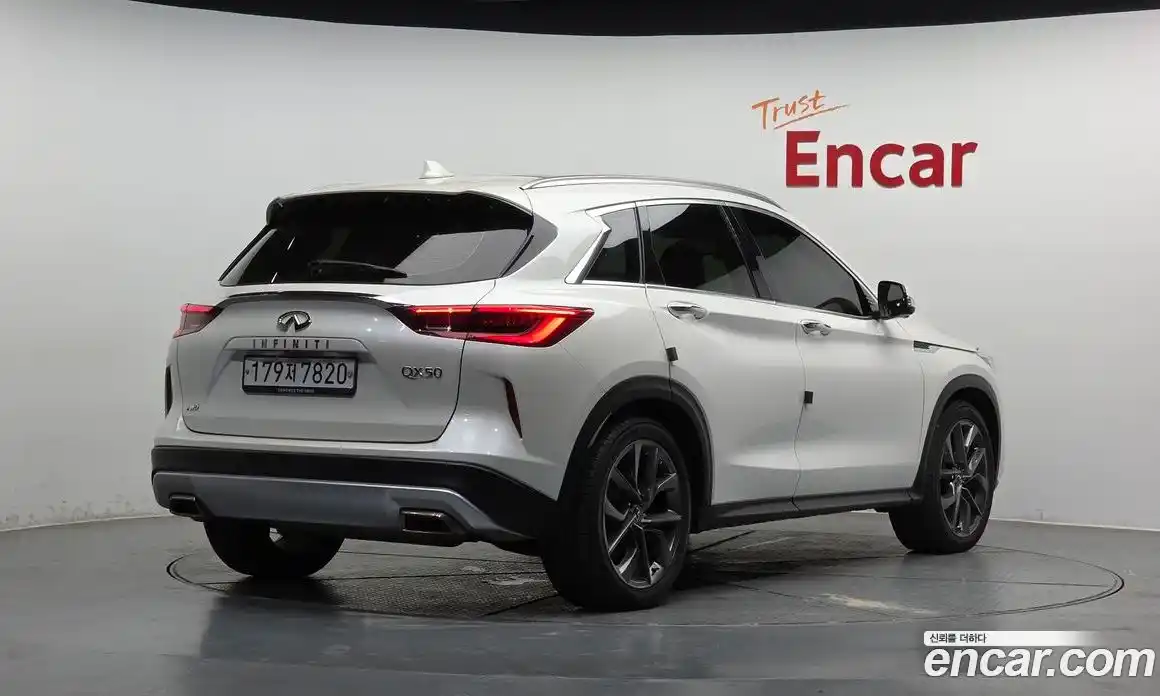 Infiniti QX50 2019 2.0 гидро, фото 2