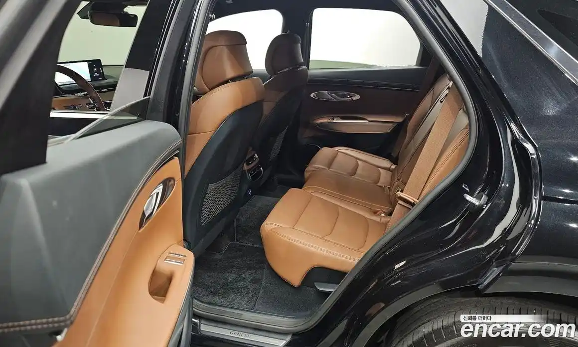 Genesis GV70 2023 2.5 автомат (гидро), фото 11