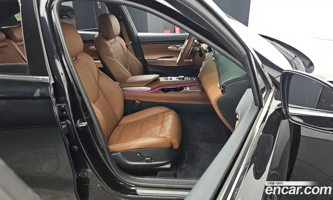 Genesis GV70 2023 2.5 автомат (гидро), фото 12