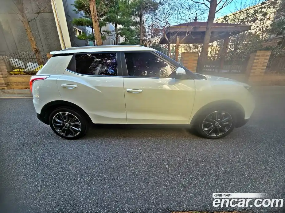 SsangYong TIBOLI 2015 1.6 автомат (гидро), фото 5