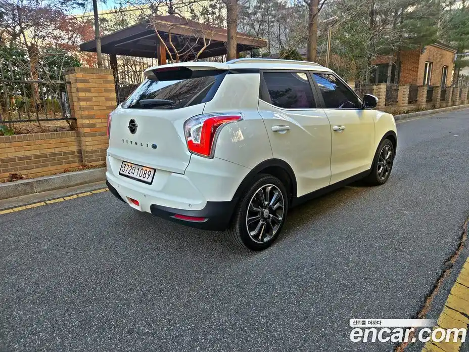 SsangYong TIBOLI 2015 1.6 автомат (гидро), фото 8