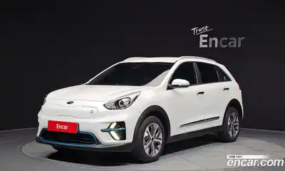 Kia Niro, 2021, 16 889 км