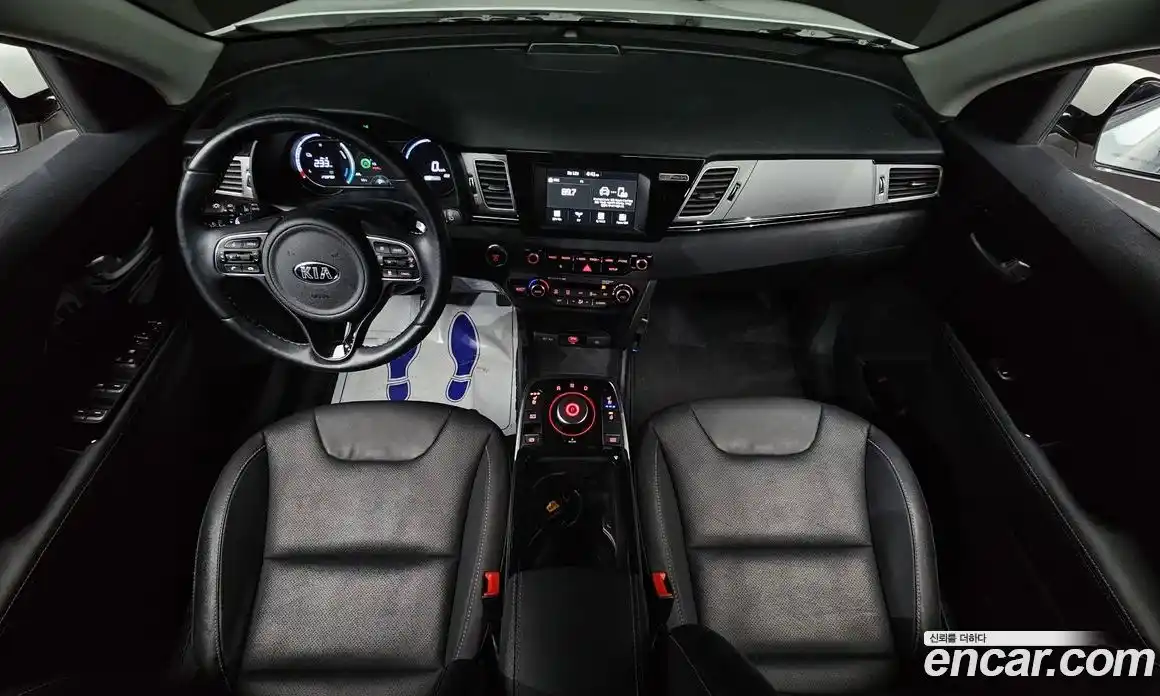 Kia Niro 2021 0.2 автомат (гидро), фото 7