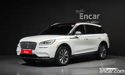 Lincoln Corsair