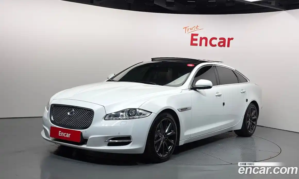 Jaguar XJ 2013 3.0 гидро, фото 1