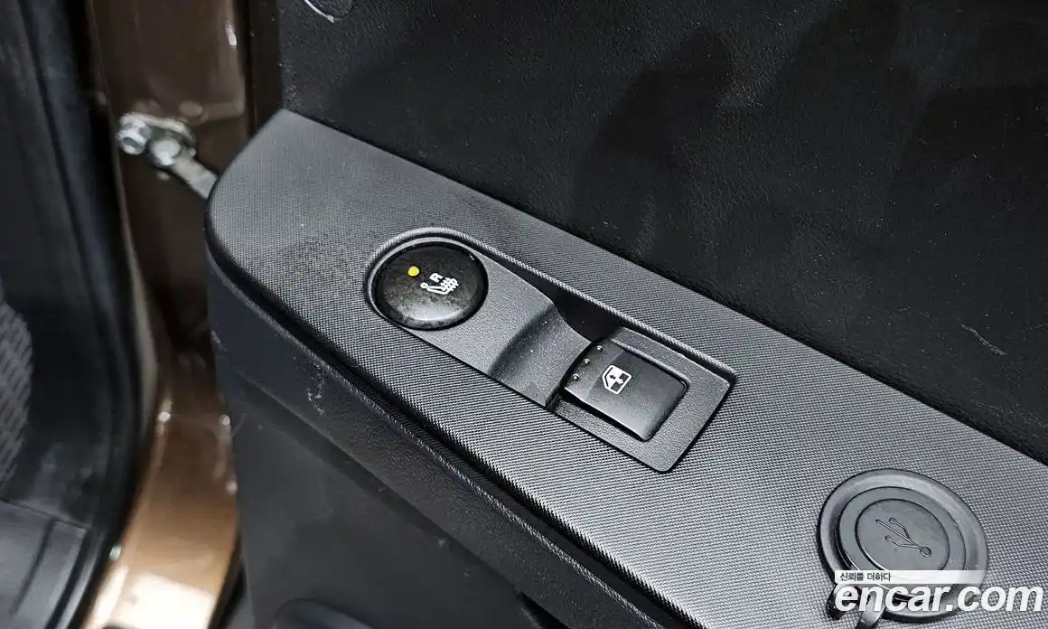 SsangYong Korando 2014 2.0 автомат (гидро), фото 17