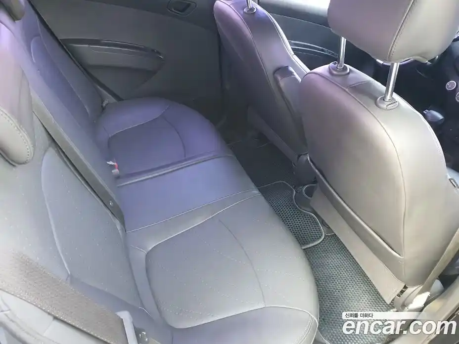 Chevrolet Spark 2013 1.0 автомат (гидро), фото 11