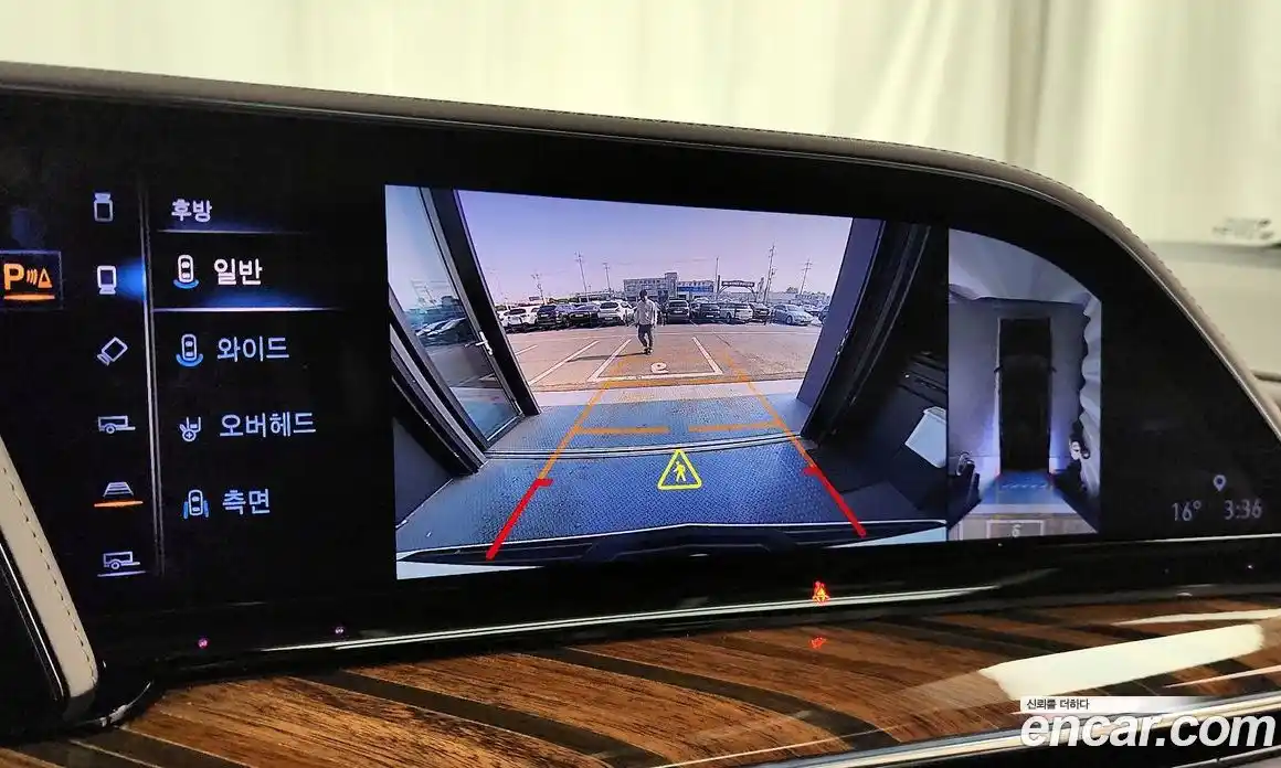 Cadillac Escalade 2023 6.2 гидро, фото 15