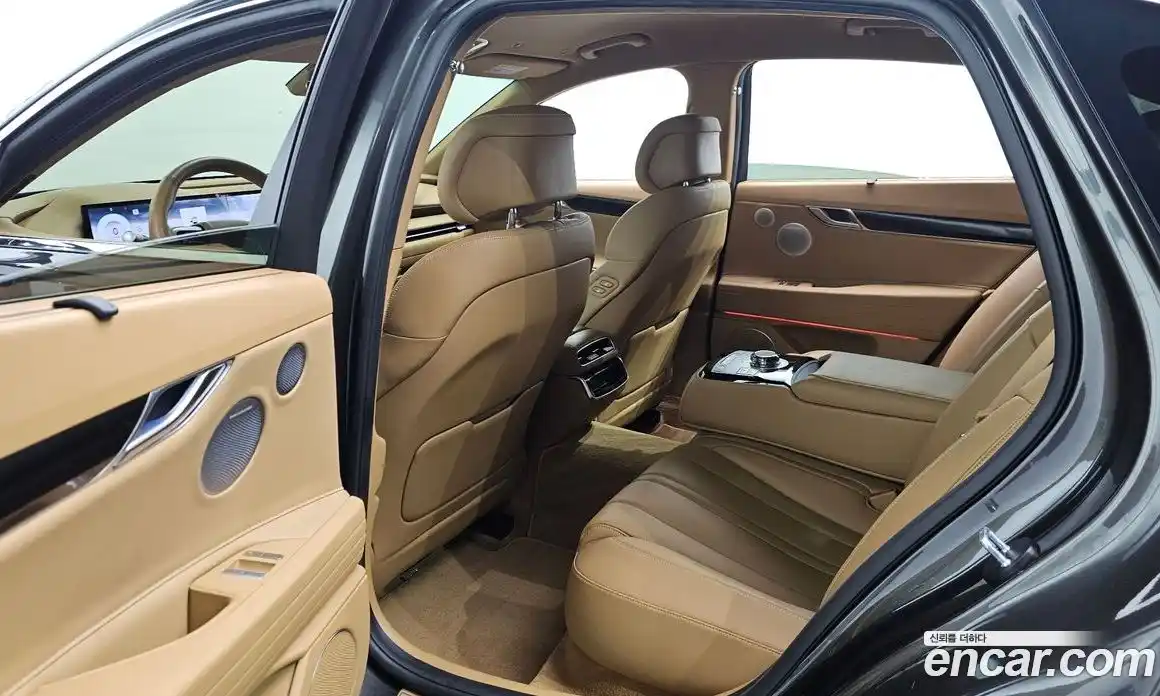 Genesis G80 2024 2.5 автомат (гидро), фото 12