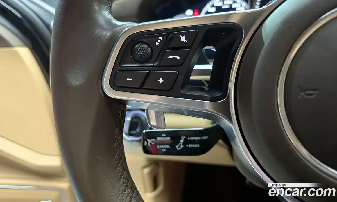 Porsche Panamera 2018 2.9 автомат (гидро), фото 30