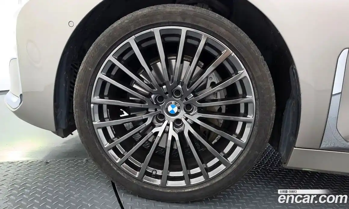 BMW 7 серия 2020 3.0 автомат (гидро), фото 5