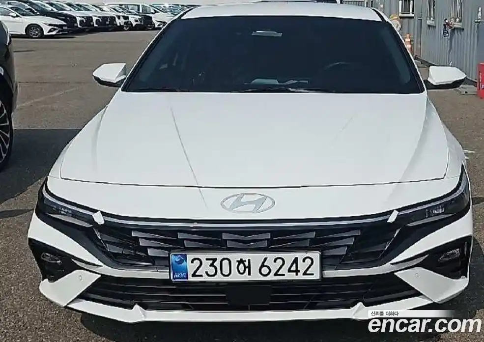 Hyundai Avante 2025 1.6 автомат (гидро), фото 9