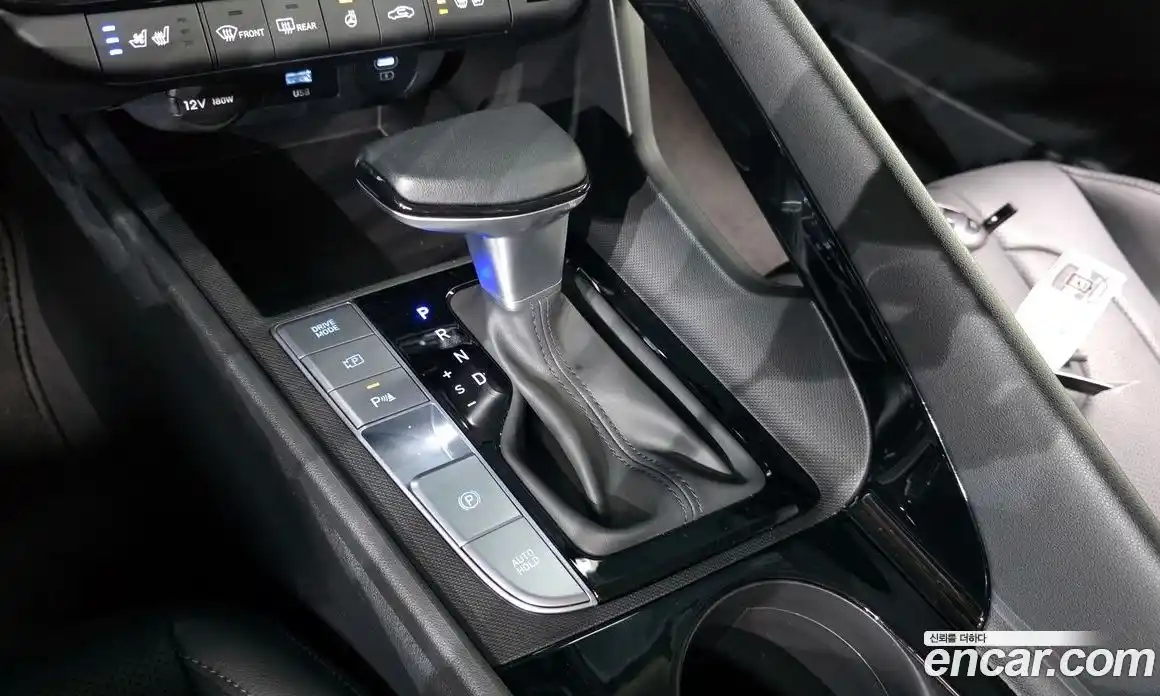 Hyundai Avante 2025 1.6 автомат (гидро), фото 12