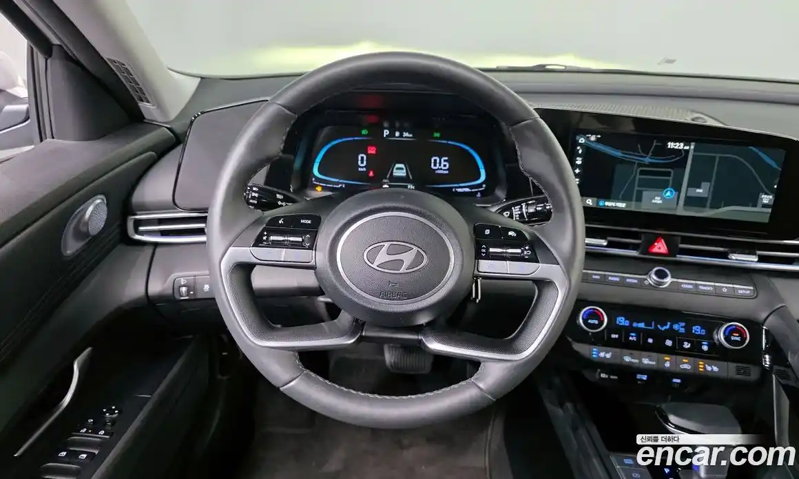 Hyundai Avante 2025 1.6 автомат (гидро), фото 19