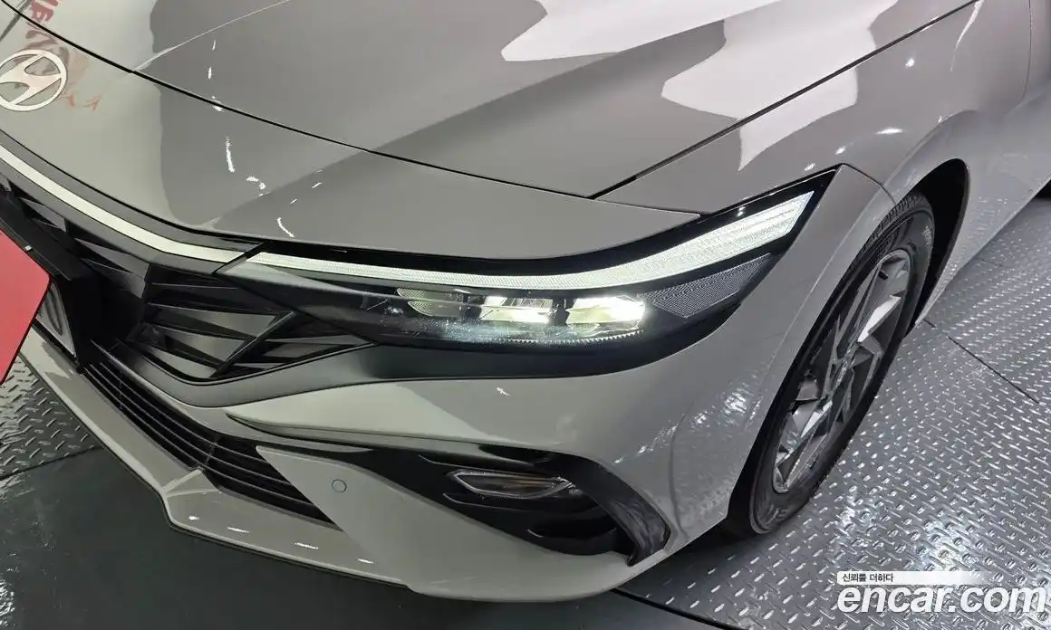 Hyundai Avante 2025 1.6 автомат (гидро), фото 8