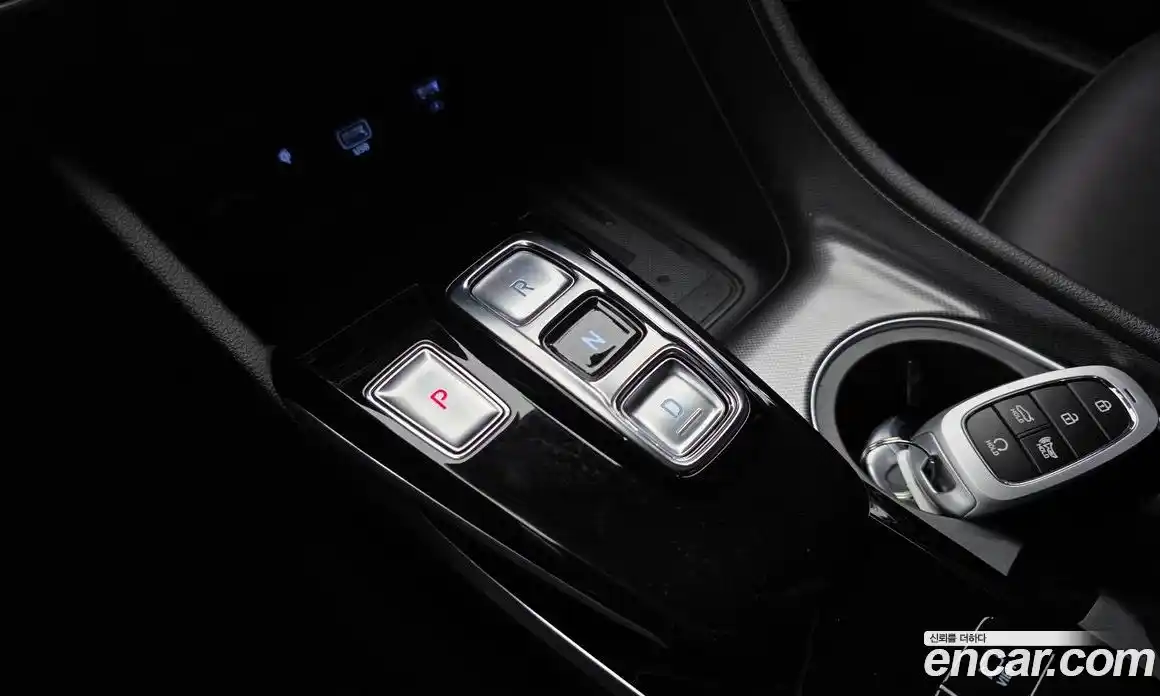 Hyundai Sonata 2019 2.0 автомат (гидро), фото 12