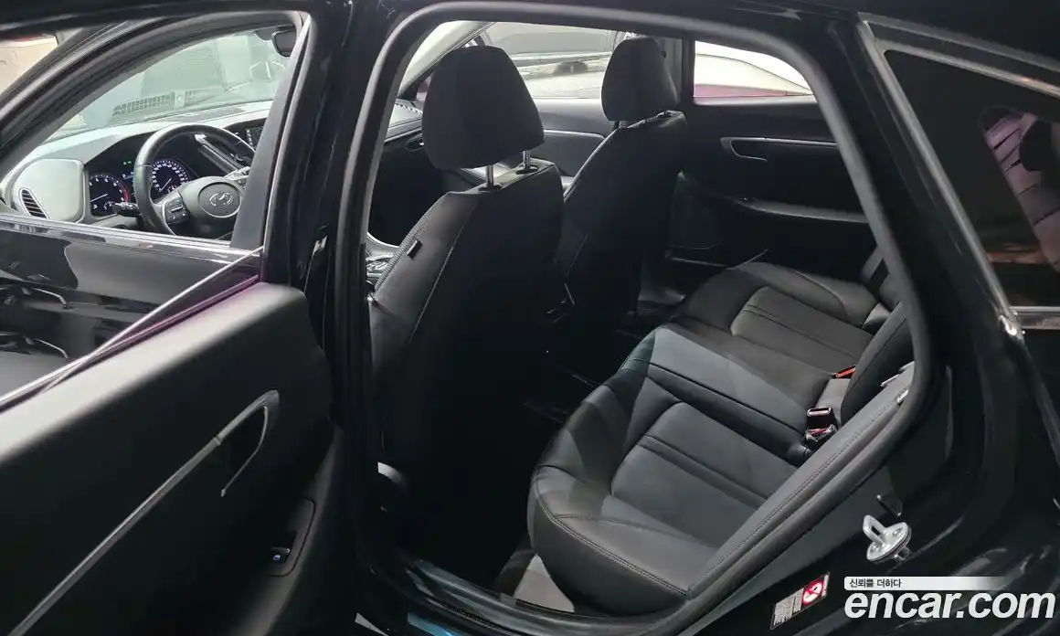 Hyundai Sonata 2019 2.0 автомат (гидро), фото 17