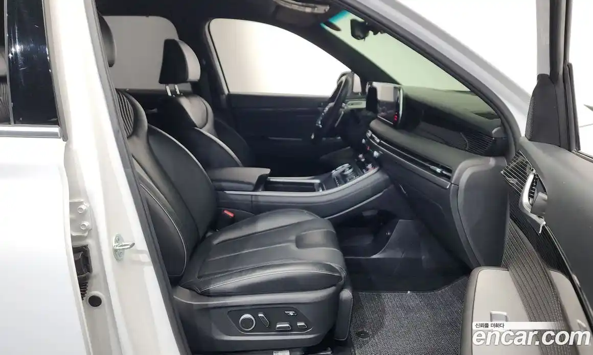Hyundai Palisade 2023 2.2 автомат (гидро), фото 16