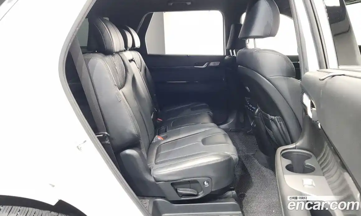 Hyundai Palisade 2023 2.2 автомат (гидро), фото 17