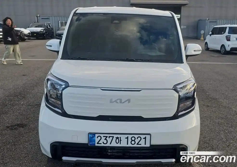 Kia Ray 2025 1.0 автомат (гидро), фото 14
