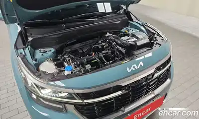 Kia Seltos 2023 1.6 автомат (гидро), миниатюра 6