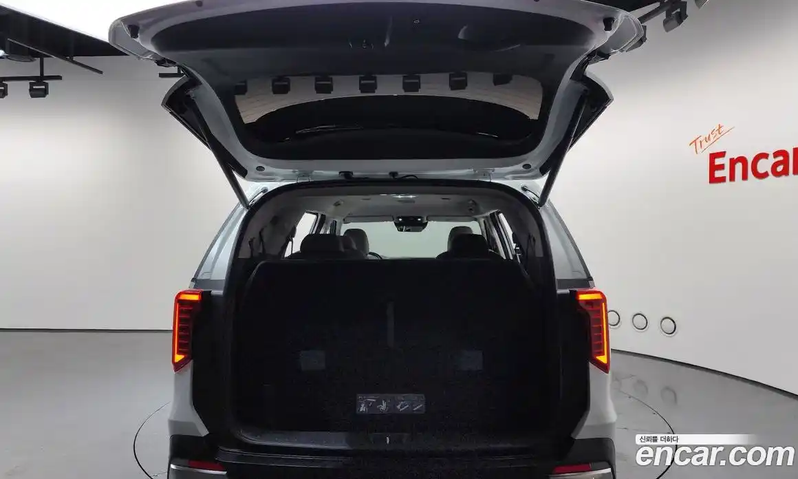 Kia Carnival 2025 2.2 автомат (гидро), фото 23