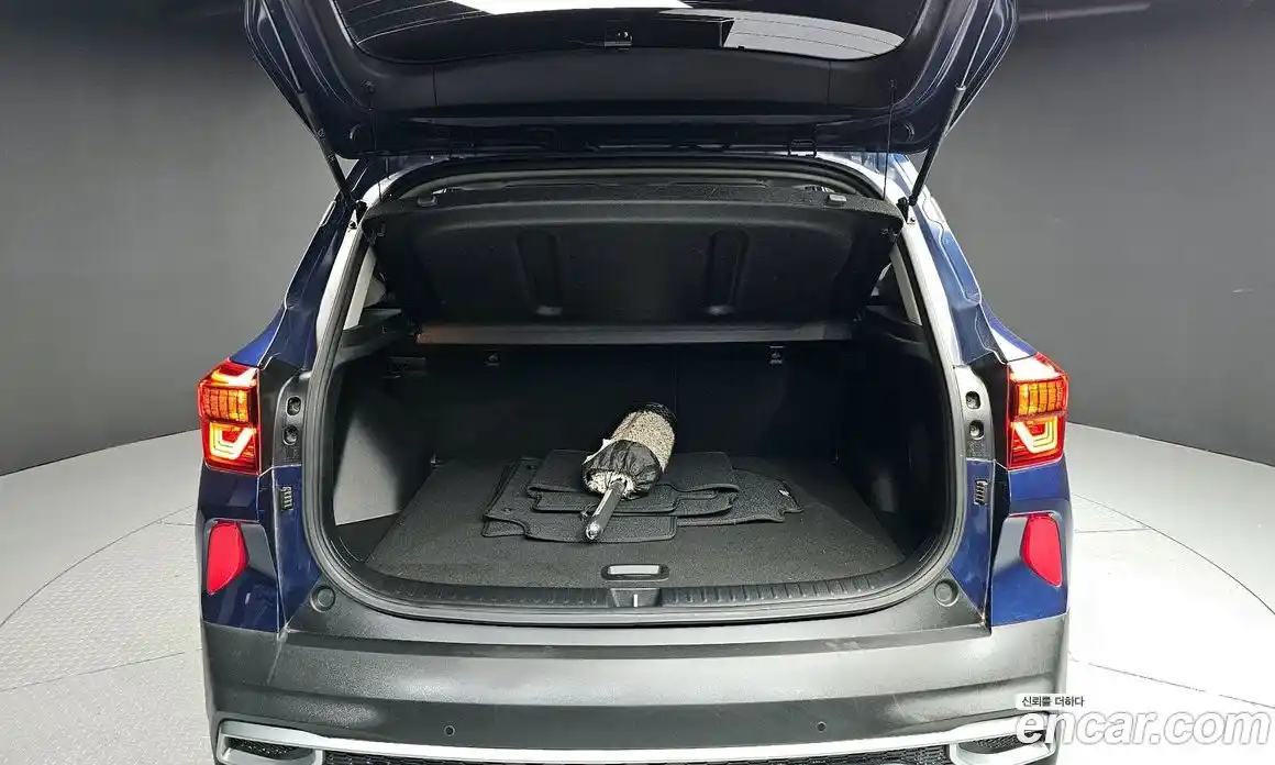 Kia Seltos 2019 1.6 автомат (гидро), фото 26