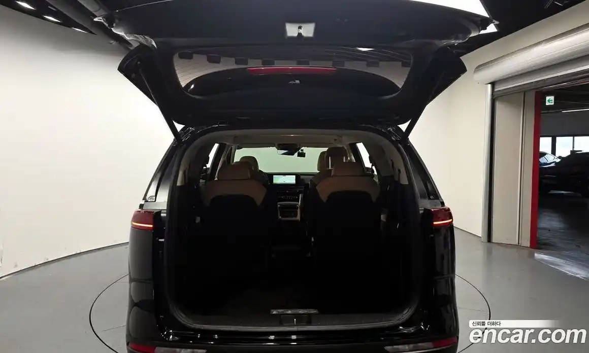 Kia Carnival 2022 2.2 автомат (гидро), фото 26