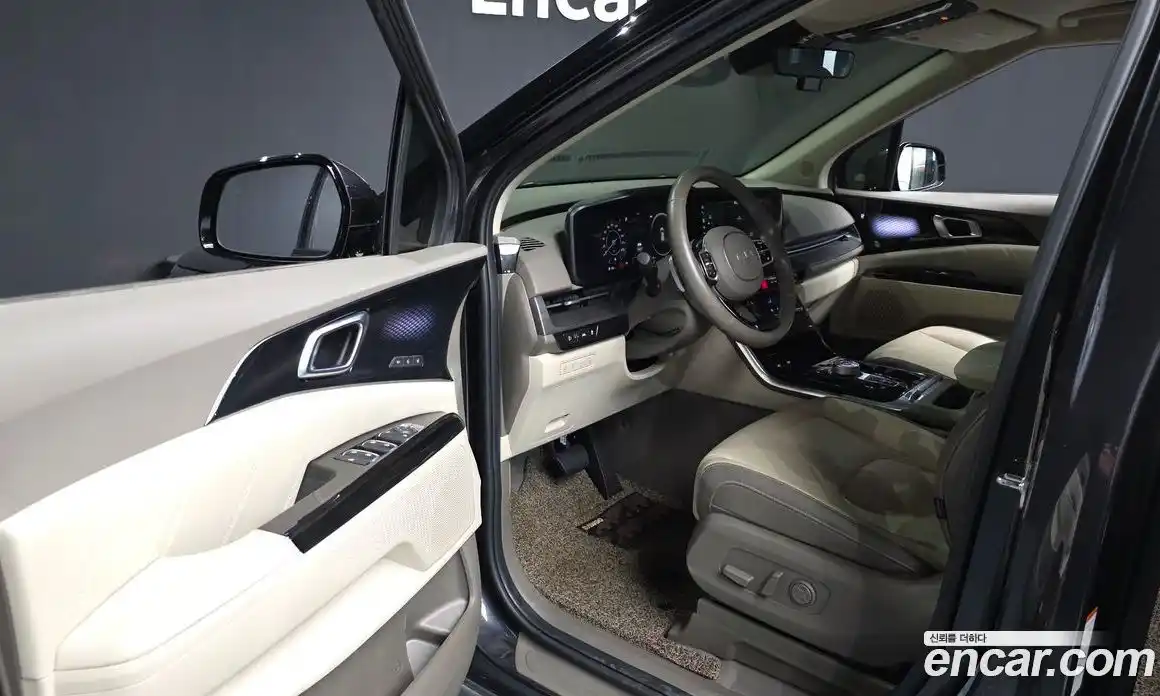Kia Carnival 2023 3.5 автомат (гидро), фото 13