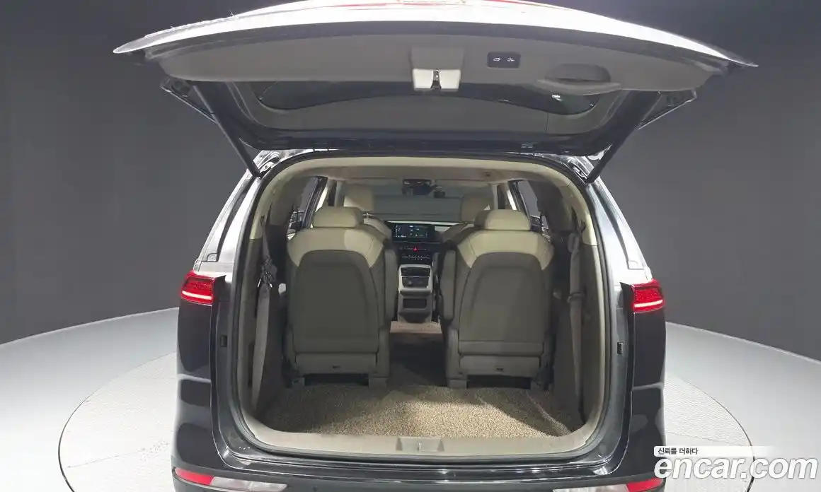 Kia Carnival 2023 3.5 автомат (гидро), фото 26