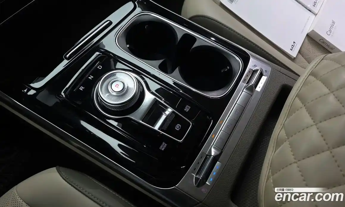 Kia Carnival 2022 3.5 автомат (гидро), фото 12