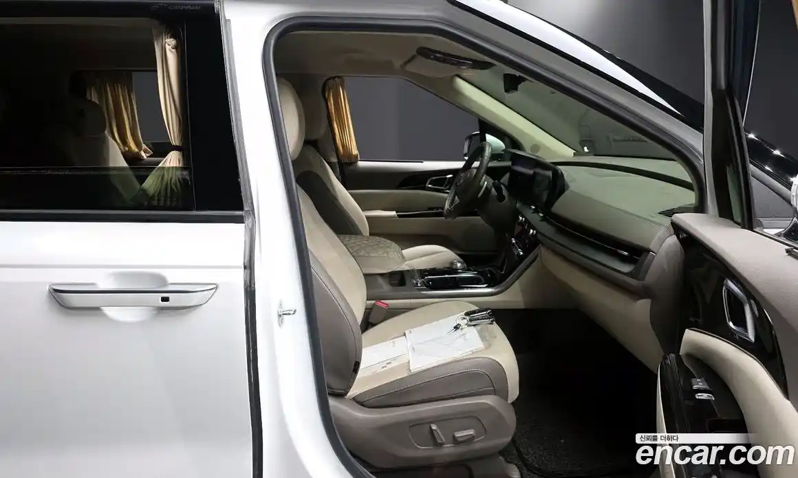 Kia Carnival 2022 3.5 автомат (гидро), фото 18