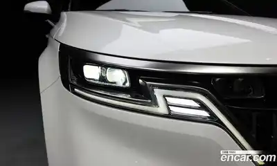 Kia Carnival 2022 3.5 автомат (гидро), миниатюра 8