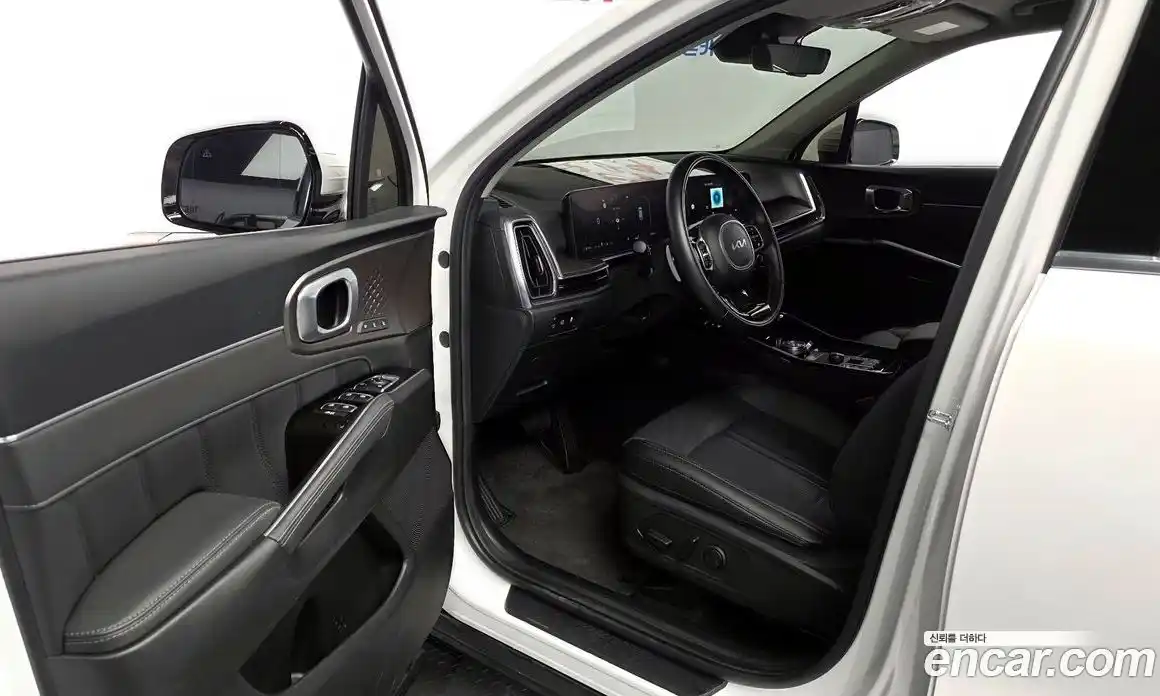 Kia Sorento 2023 2.5 автомат (гидро), фото 13