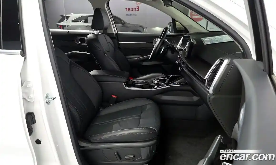 Kia Sorento 2023 2.5 автомат (гидро), фото 16