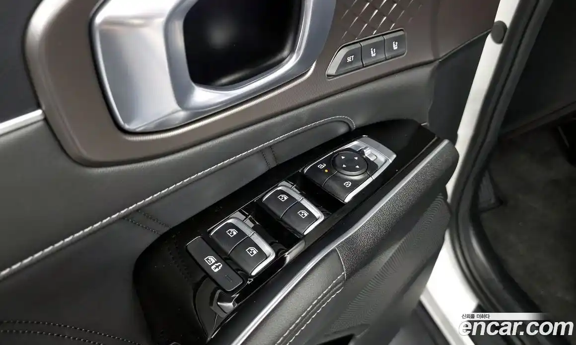 Kia Sorento 2023 2.5 автомат (гидро), фото 29