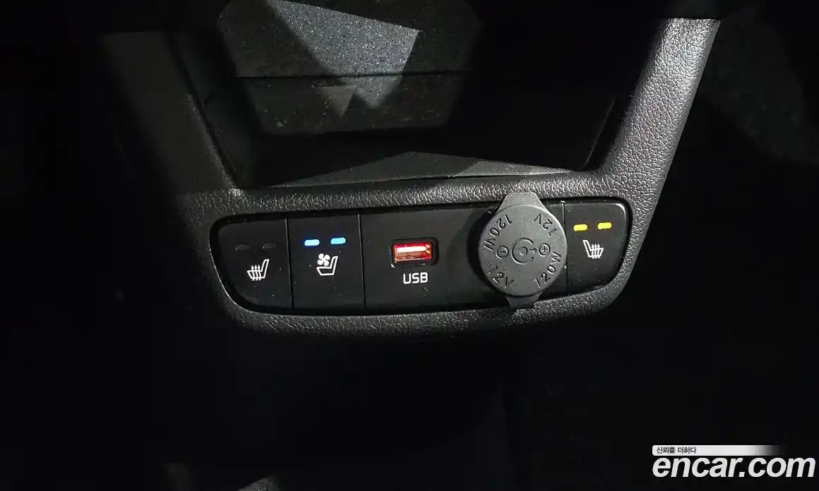 Kia Ray 2023 1.0 автомат (гидро), фото 16