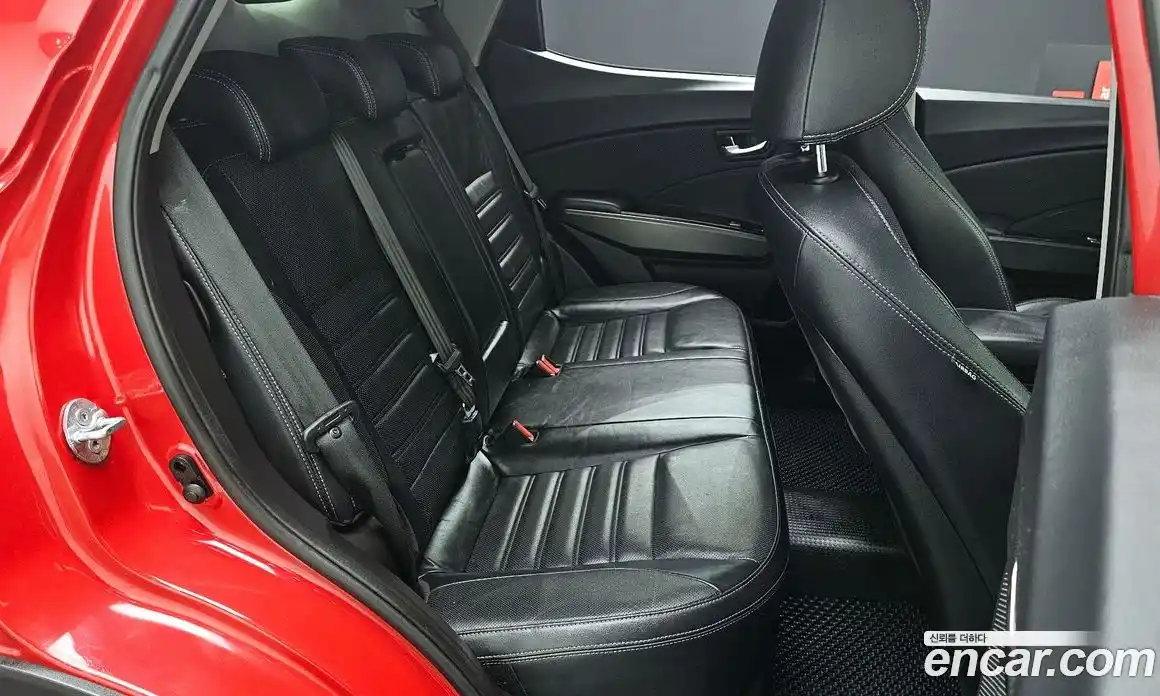 SsangYong TIBOLI 2016 1.6 автомат (гидро), фото 11