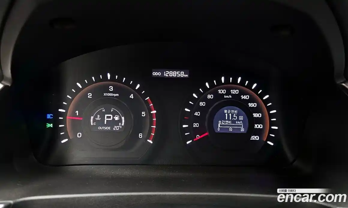 SsangYong Korando 2014 2.0 автомат (гидро), фото 8