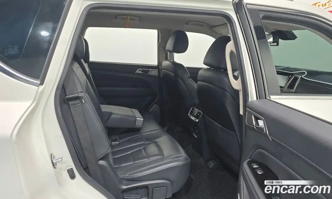 SsangYong Rexton 2017 2.2 автомат (гидро), фото 11