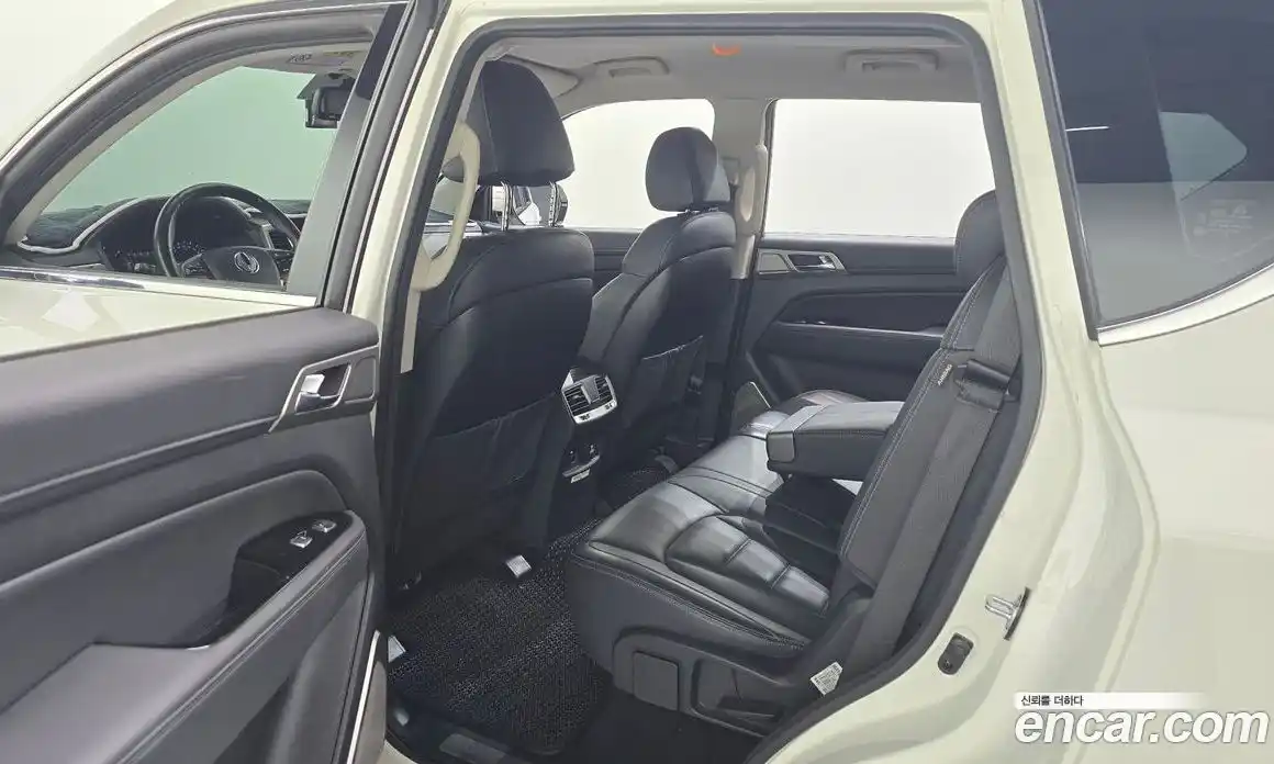 SsangYong Rexton 2017 2.2 автомат (гидро), фото 12