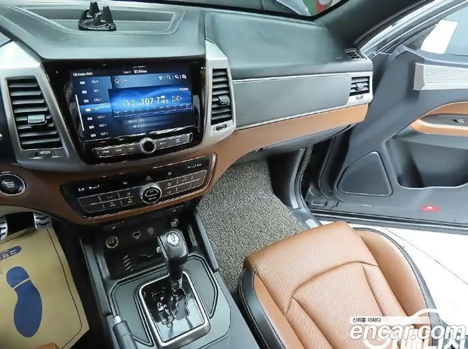 SsangYong Rexton 2019 2.2 автомат (гидро), фото 14